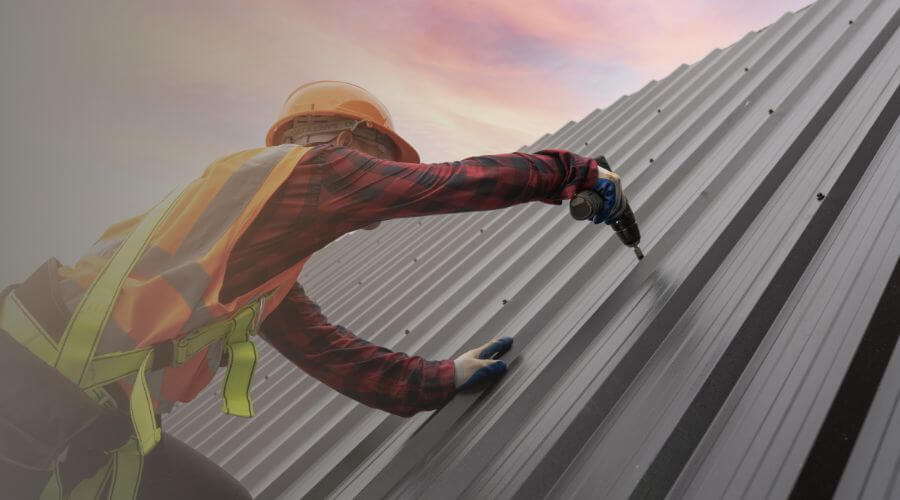 Expert top industrial roofings services in New Douglas, IL